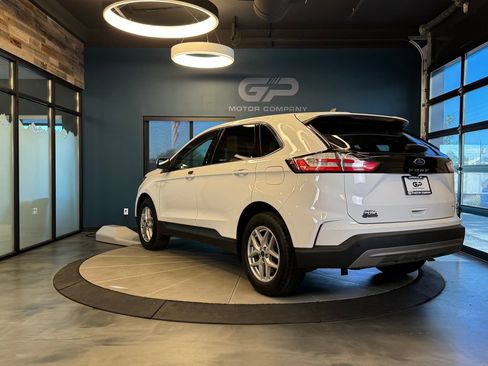 Used 2024 Ford Edge SEL AWD/4WD image 5