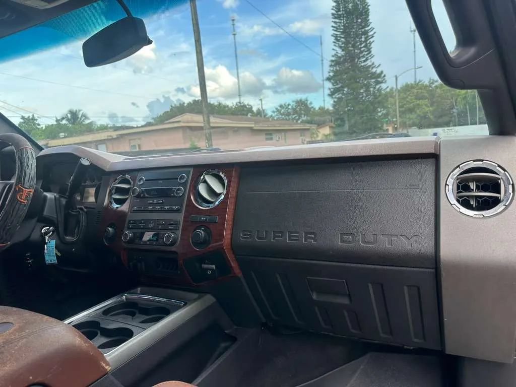 Used 2012 Ford F250 King Ranch w/ King Ranch w/Chrome Pkg AWD/4WD image 14