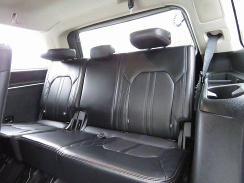 Used 2019 Ford Expedition Platinum image 22