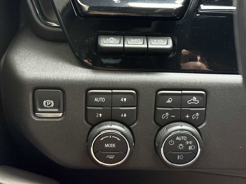 Used 2024 Chevrolet Silverado 1500 ZR2 w/ Technology Package AWD/4WD image 35