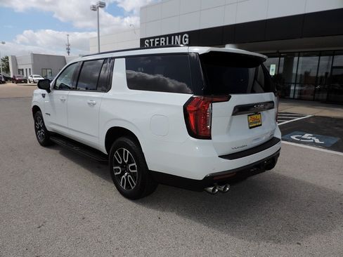 Certified 2024 GMC Yukon XL AT4 AWD/4WD image 7