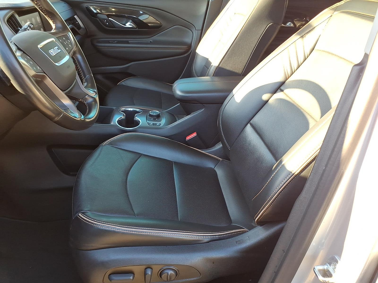 Used 2022 GMC Terrain AT4 AWD/4WD image 13