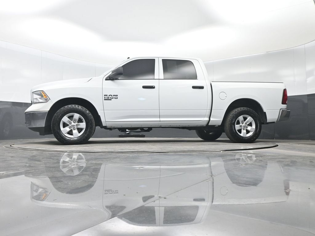Used 2022 RAM 1500 Classic SLT w/ Electronics Group AWD/4WD image 27