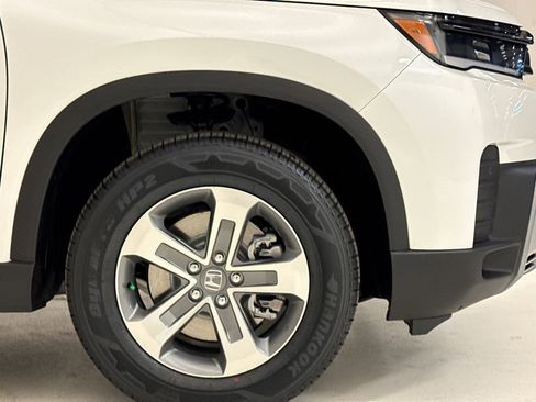 New 2026 Honda Pilot EX-L image 6