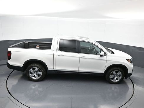 Certified 2025 Honda Ridgeline RTL image 37