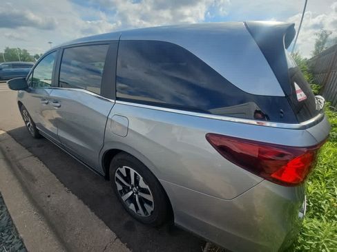 Used 2026 Honda Odyssey EX-L image 6