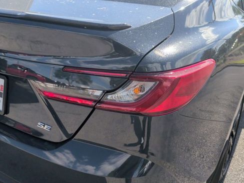 Used 2026 Toyota Camry SE FWD image 10