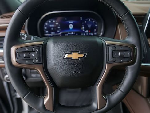 Used 2023 Chevrolet Tahoe High Country w/ Premium Package AWD/4WD image 15