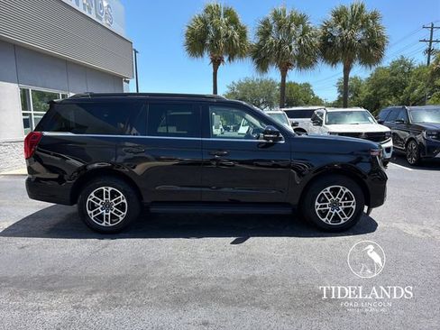 Certified 2025 Ford Expedition Active AWD/4WD image 10