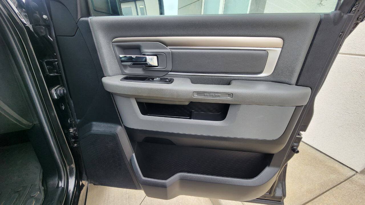 Used 2016 RAM 1500 Outdoorsman AWD/4WD image 17