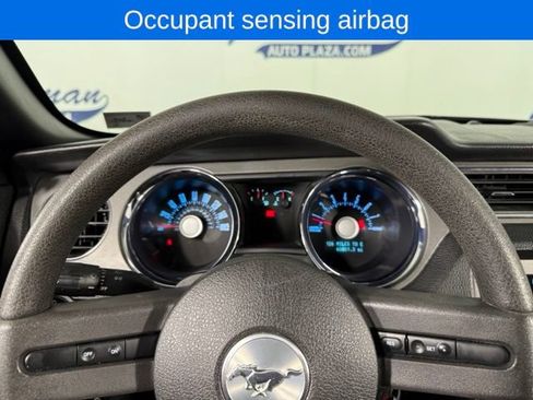 Used 2012 Ford Mustang GT RWD image 12