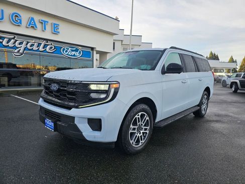 New 2026 Ford Expedition Max Active image 2