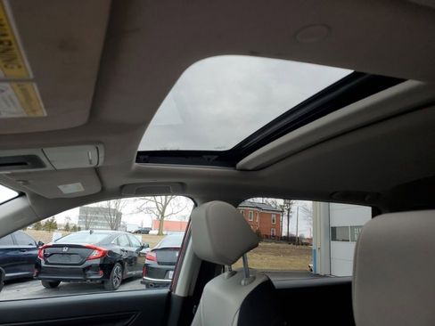 Certified 2024 Honda CR-V EX image 14