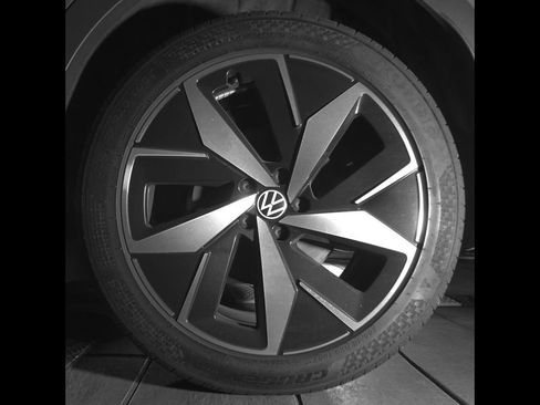 Certified 2024 Volkswagen ID.4 Pro S AWD/4WD image 14