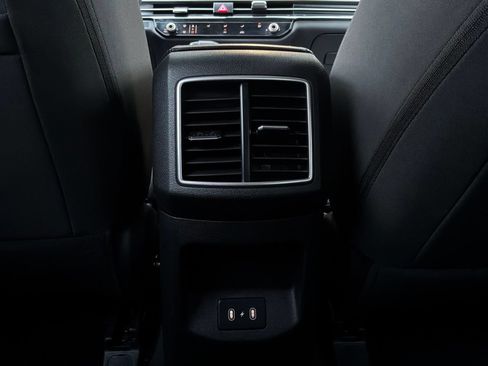 Used 2026 Kia Sportage LX FWD image 12