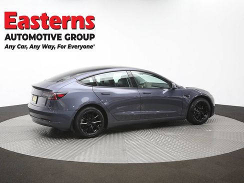 Used 2022 Tesla Model 3 Long Range AWD/4WD image 39