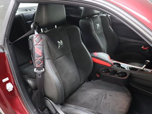 Used 2019 Dodge Challenger R/T Scat Pack w/ Plus Package RWD image 30