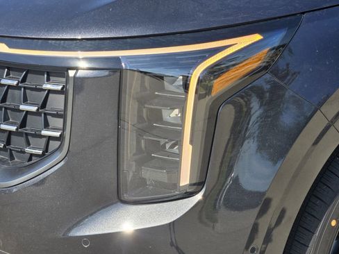 New 2026 Kia Carnival SX FWD image 6