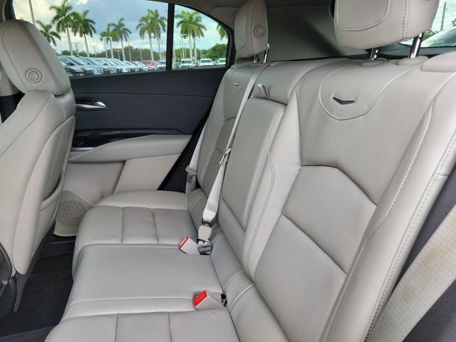 Used 2022 Cadillac XT4 Premium Luxury w/ Technology Package FWD image 17