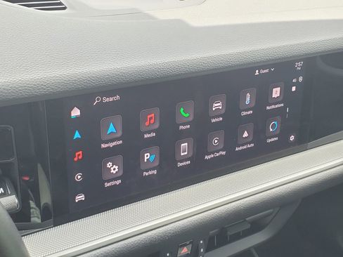 Used 2024 Porsche Cayenne AWD/4WD image 27