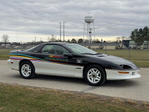 Used 1993 Chevrolet Camaro Z28 RWD image 8