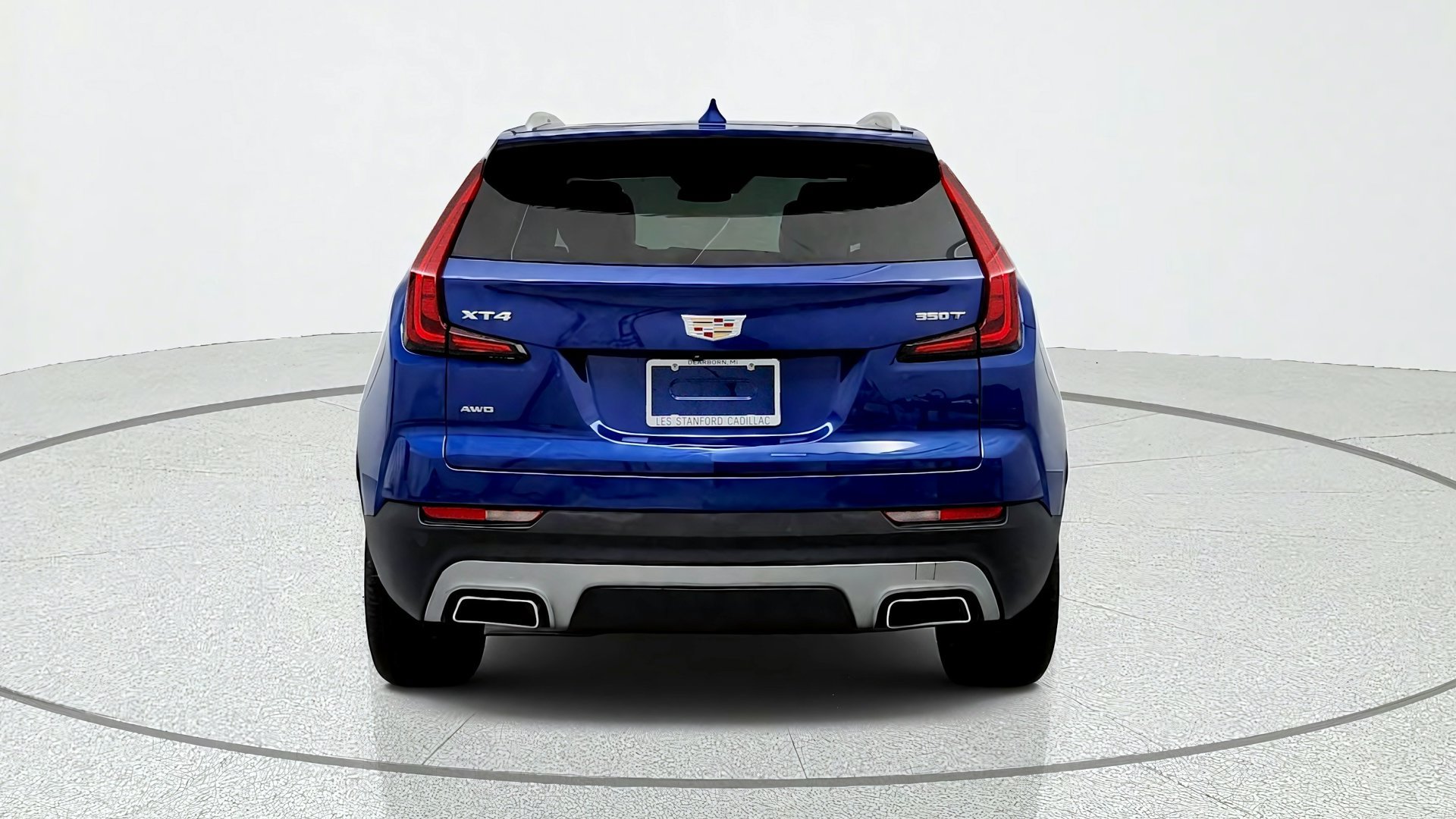 Certified 2023 Cadillac XT4 Premium Luxury w/ Cold Weather Package AWD/4WD image 4
