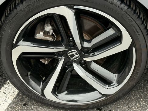 Used 2022 Honda Accord Sport image 10