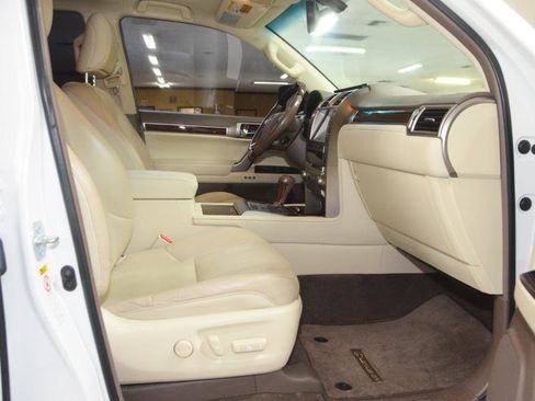 Used 2017 Lexus GX 460 Premium image 24