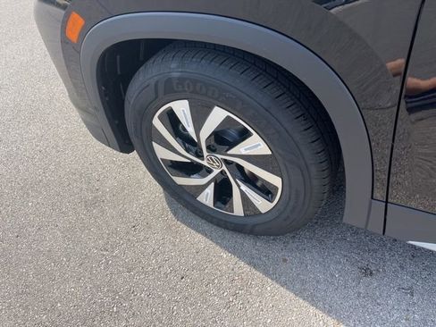 New 2026 Volkswagen Tiguan S image 5