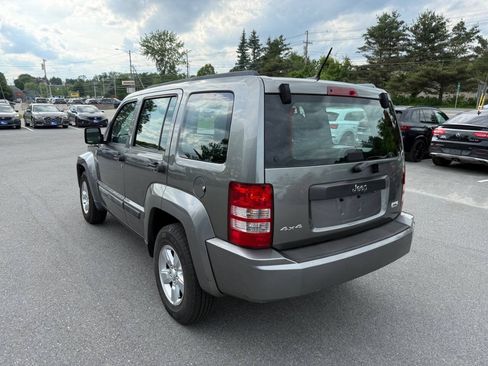Used 2012 Jeep Liberty Sport AWD/4WD image 10