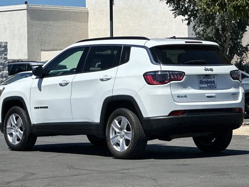 Used 2022 Jeep Compass Latitude w/ Convenience Group AWD/4WD image 6