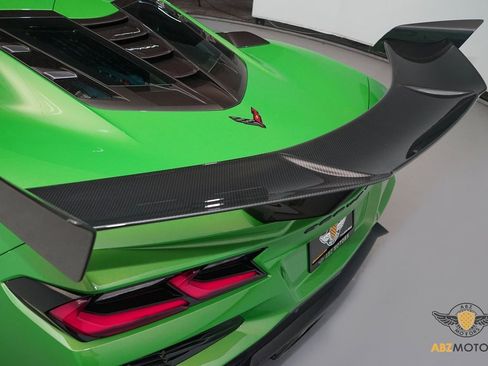 Used 2026 Chevrolet Corvette ZR1 w/ ZR1 Carbon Fiber Aero Package image 15