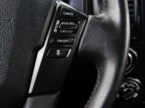 Used 2020 Nissan Titan PRO-4X w/ Pro-4x Convenience Package image 34