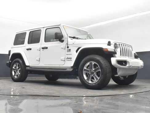 Used 2020 Jeep Wrangler Unlimited Sahara image 18