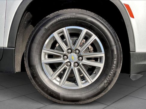 Certified 2022 Chevrolet Traverse LT image 9