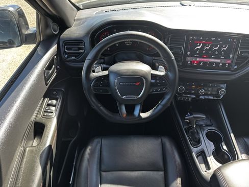 Used 2025 Dodge Durango GT image 16