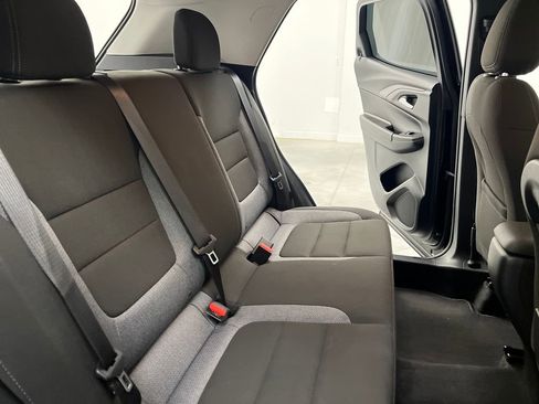 Used 2025 Chevrolet TrailBlazer LT AWD/4WD image 17