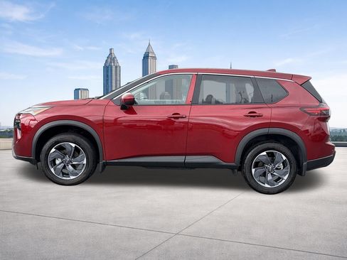 Certified 2026 Nissan Rogue SV FWD image 2