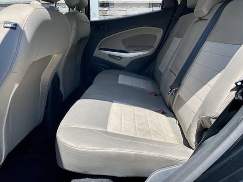 Used 2020 Ford EcoSport S image 6