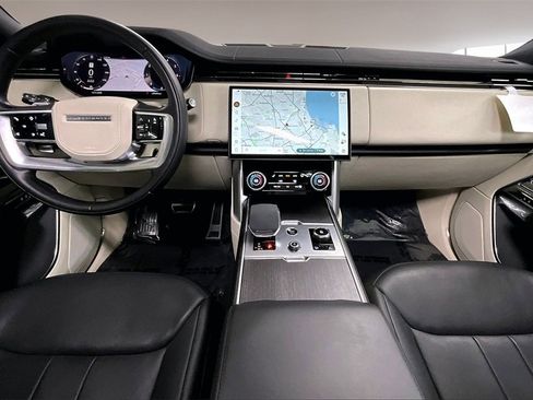 Used 2023 Land Rover Range Rover SE image 7