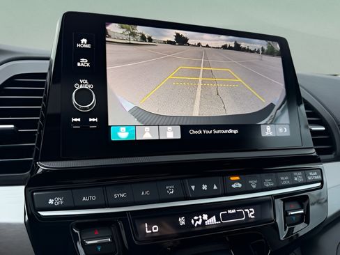 Used 2025 Honda Odyssey EX-L image 18