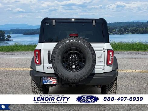 New 2026 Ford Bronco Badlands AWD/4WD image 4