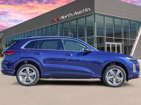 New 2025 Audi Q5 Premium Plus image 3