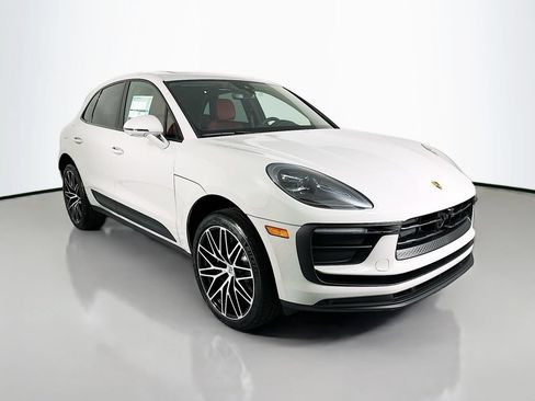 New 2026 Porsche Macan AWD/4WD image 7