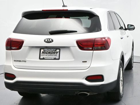 Used 2019 Kia Sorento L image 6