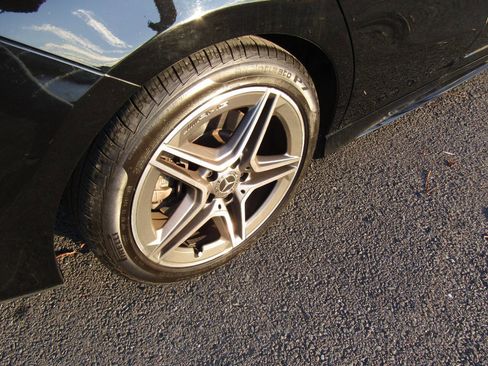 Used 2020 Mercedes-Benz CLA 250 4MATIC image 32