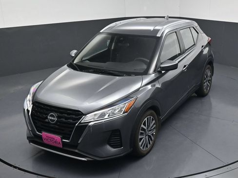 Used 2023 Nissan Kicks SV FWD image 15