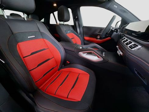 New 2026 Mercedes-Benz GLE 53 AMG 4MATIC Coupe image 31