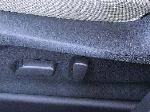 Used 2025 Subaru Ascent Premium image 20