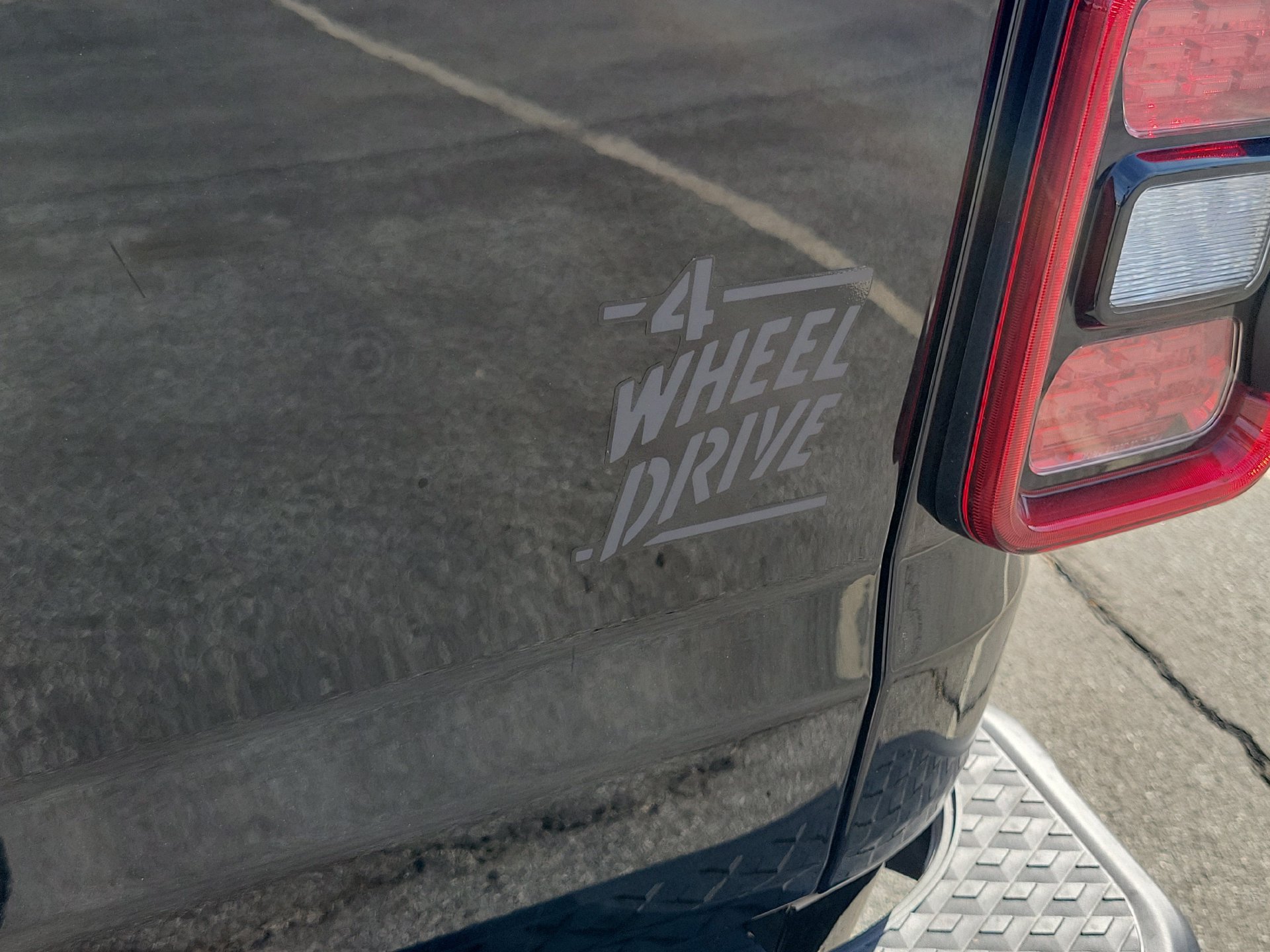 New 2026 Jeep Gladiator Mojave AWD/4WD image 18